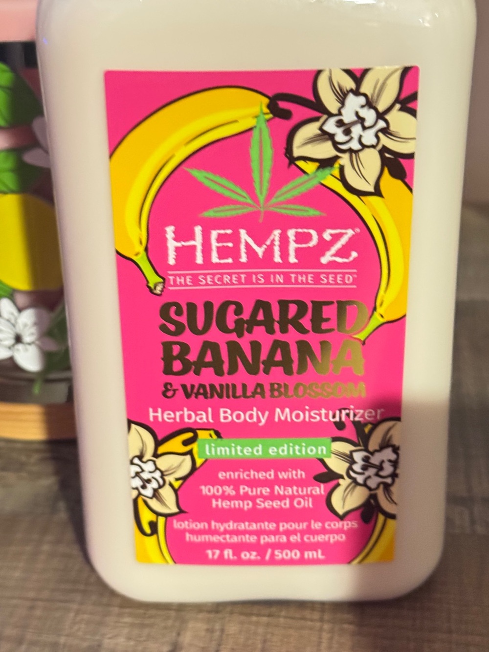 HEMPZ SUGARED BANANA & VANILLA BLOSSOM HERBAL BODY MOISTURIZER LOTION 17 Fl Oz - Picture 4 of 4